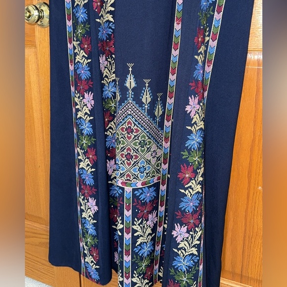 Women’s Thobe Plus Size 6 (4X - 5X) Middle East Dress Navy Blue Embroidered NEW - Picture 5 of 14